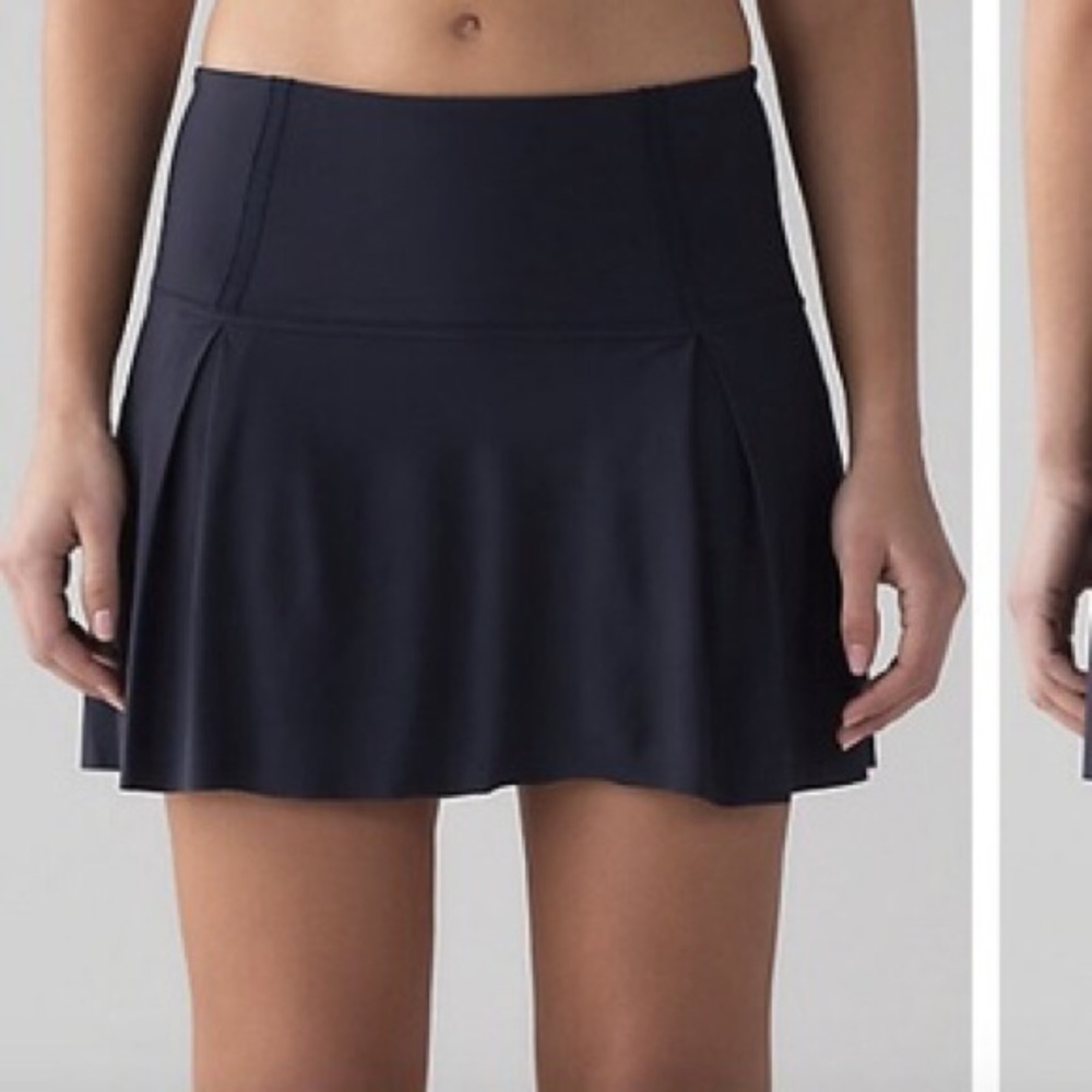 Navy lululemon skirt size 8